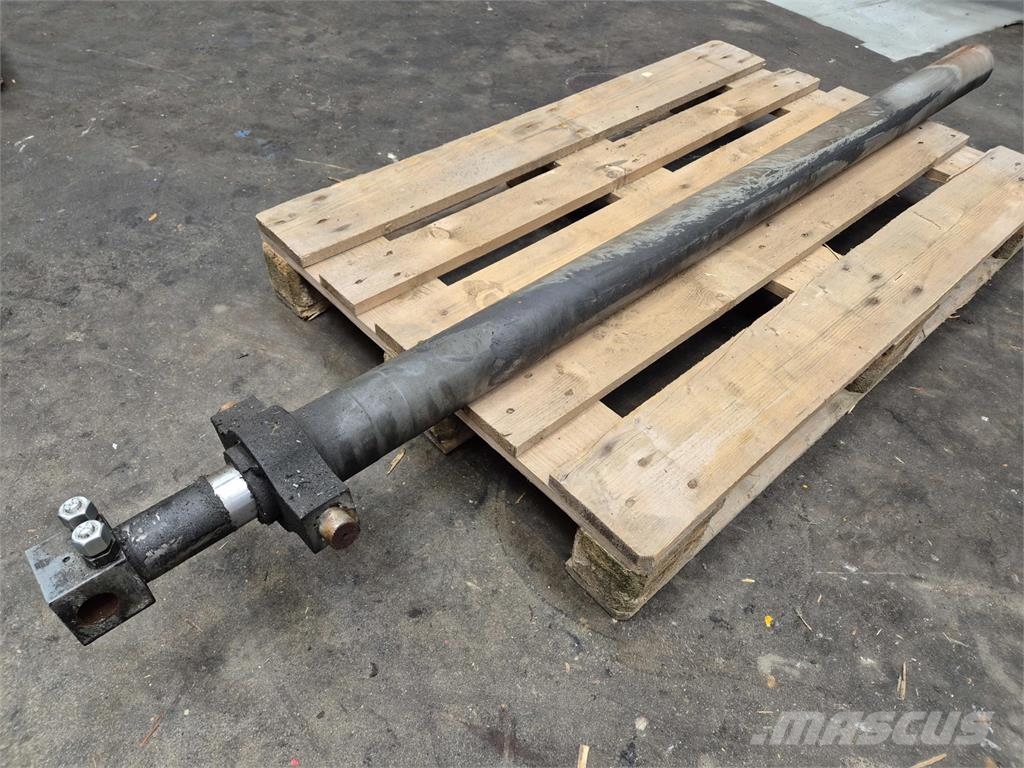 Liebherr LTM 1250-6.1 Extension ram sliding beam Εξαρτήματα και εξοπλισμός για γερανούς