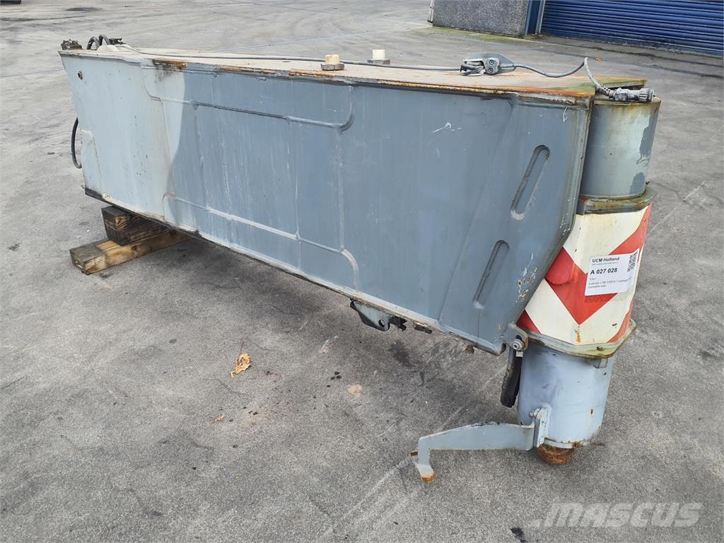 Liebherr LTM 1250-6.1 outrigger beam complete rear Rezervni deli in oprema za dvigala