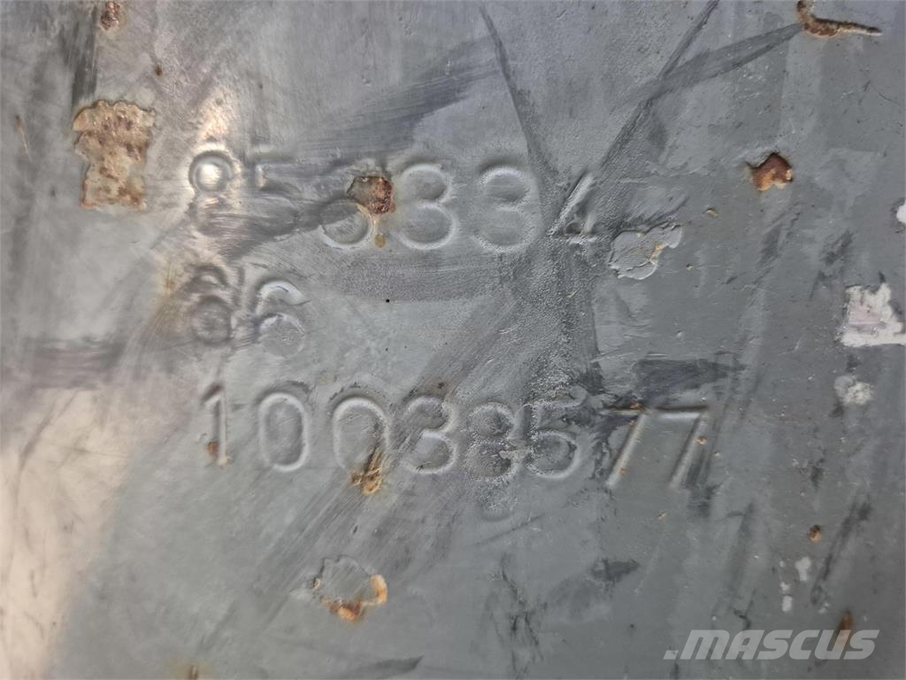 Liebherr LTM 1250-6.1 outriggerbeam rear with support cylin Εξαρτήματα και εξοπλισμός για γερανούς