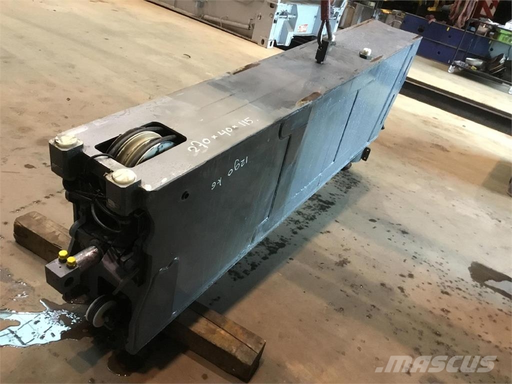 Liebherr LTM 1250-6.1 sliding beam front pre assembled Pacēlāju/krānu aprīkojums