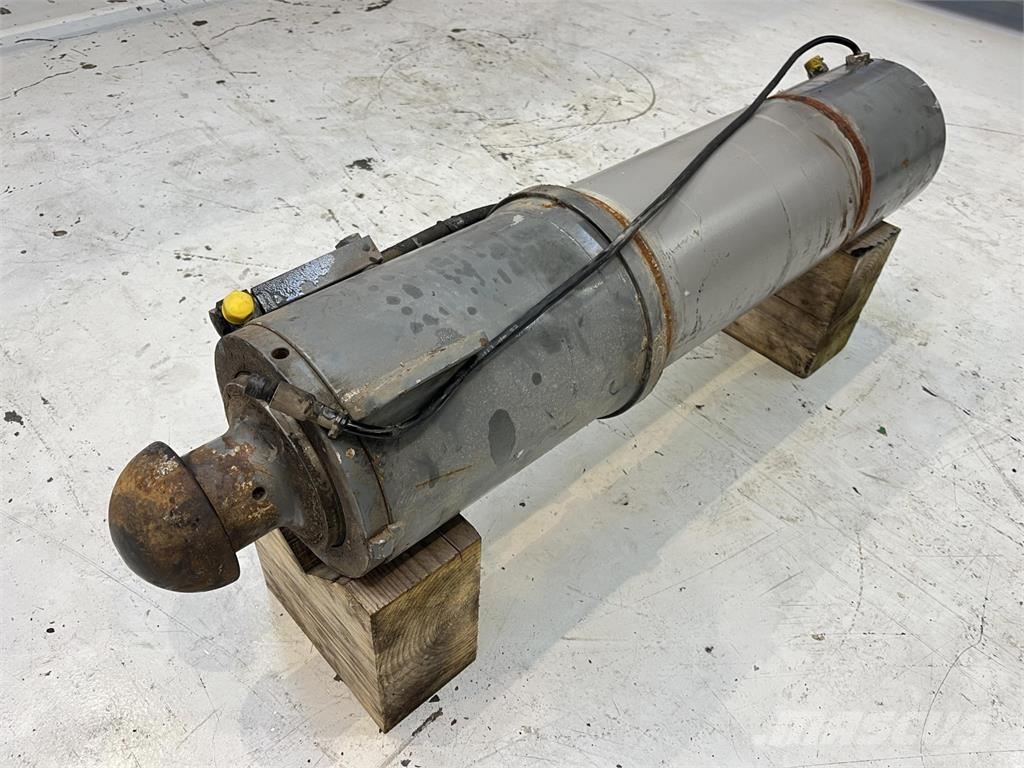 Liebherr LTM 1250-6.1 SUPPORT CYLINDER Kran-Teile und Zubehör
