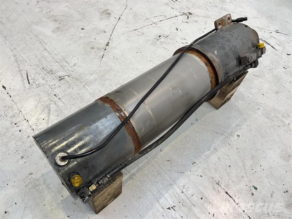 Liebherr LTM 1250-6.1 SUPPORT CYLINDER Kran-Teile und Zubehör
