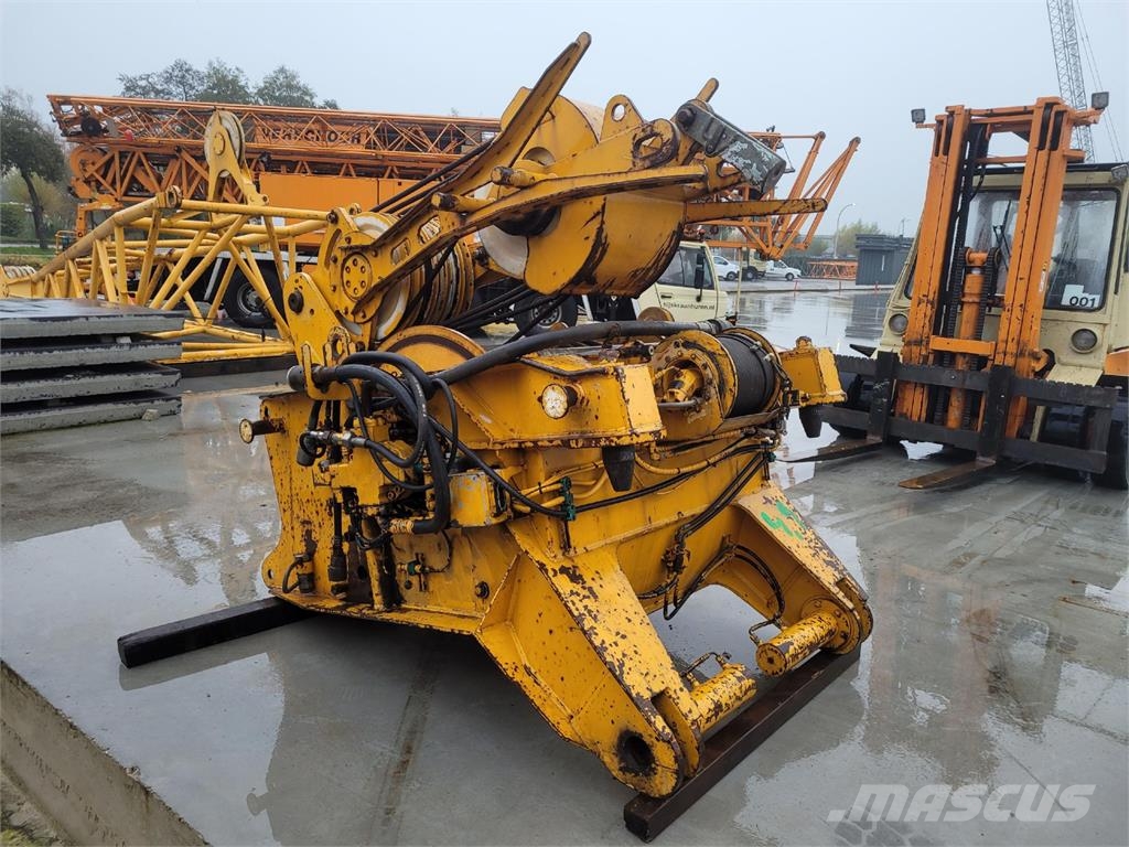 Liebherr LTM 1300 luffing jib winch with frame Kran deler og utstyr
