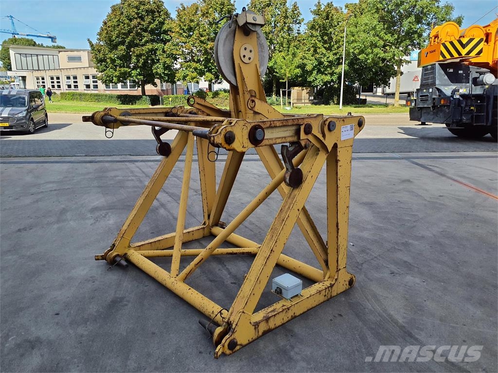 Liebherr LTM 1300 TF adapter Vinç parçalari