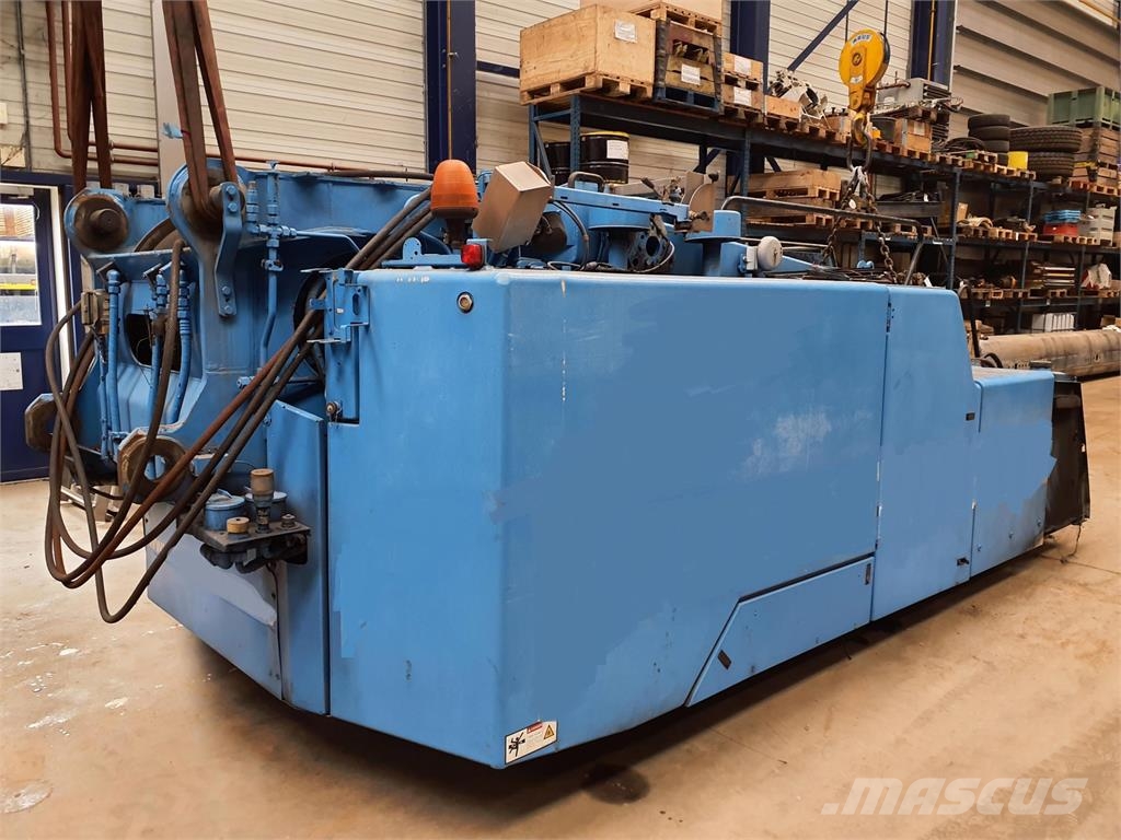Liebherr LTM 1400-7.1 Complete Upper Frame Rezervni deli in oprema za dvigala