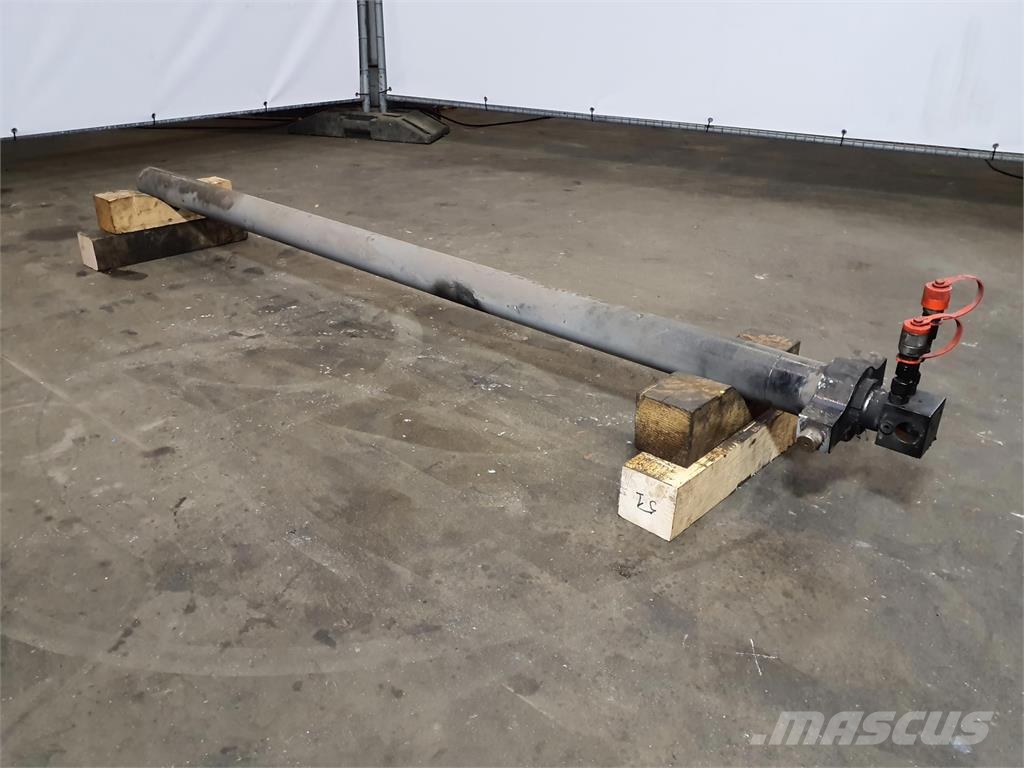 Liebherr LTM 1400 7.1 Extension ram sliding beam Rezervni deli in oprema za dvigala