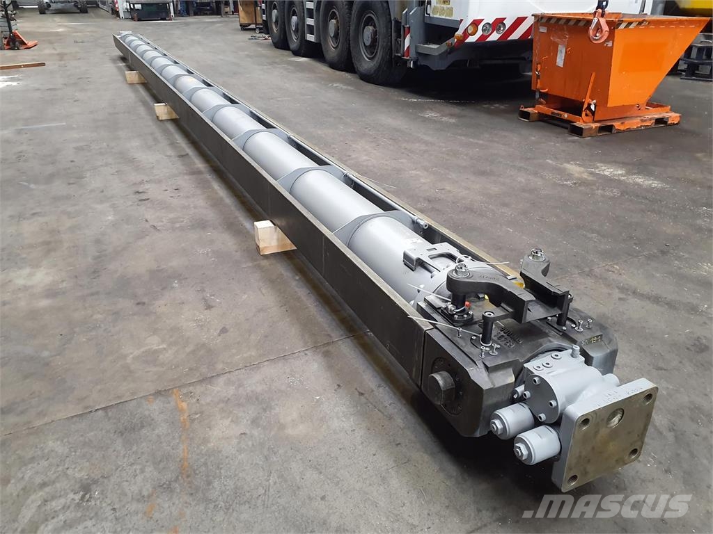 Liebherr LTM 1400 7.1 telescopic cylinder Rezervni deli in oprema za dvigala