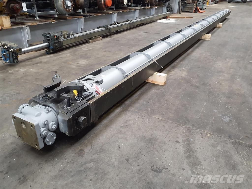 Liebherr LTM 1400 7.1 telescopic cylinder Rezervni deli in oprema za dvigala