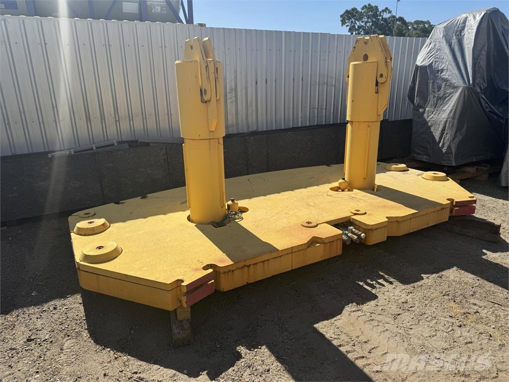 Liebherr LTM 1500 Base counterweight 15T Delovi i oprema za kran