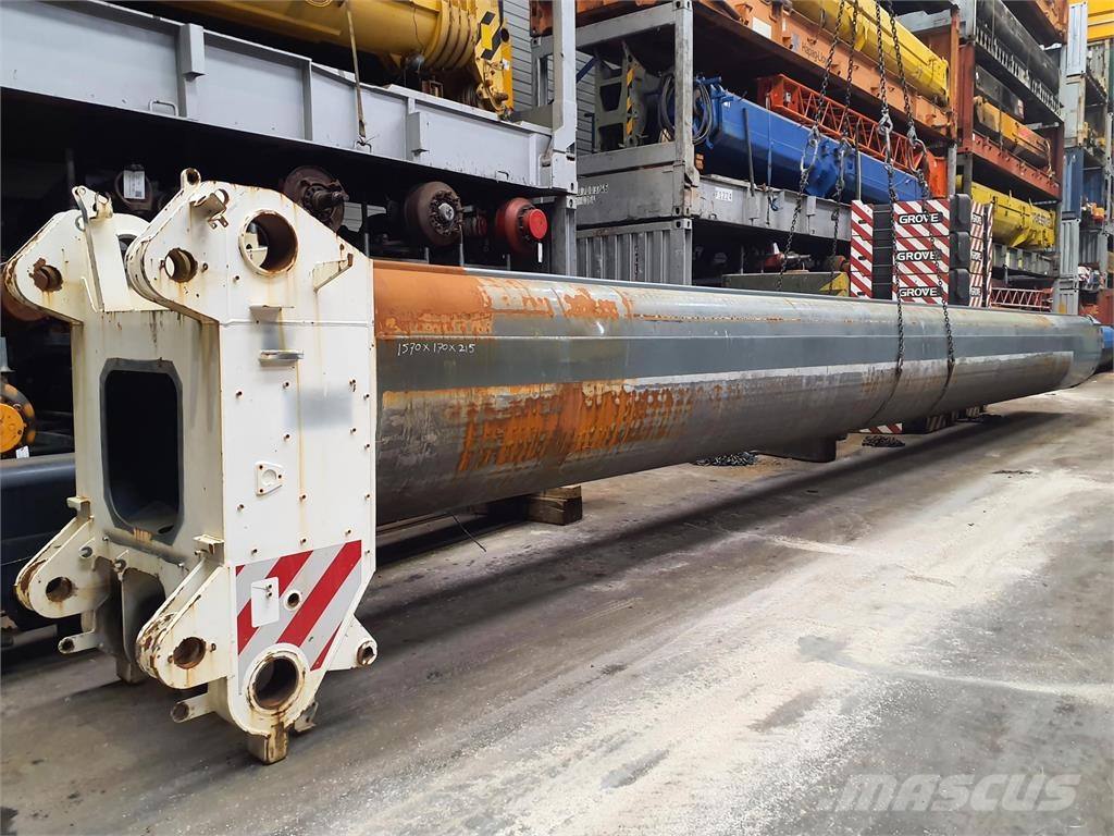 Liebherr LTM 1750-9.1 telescopic section 3 Запчасти для кранов