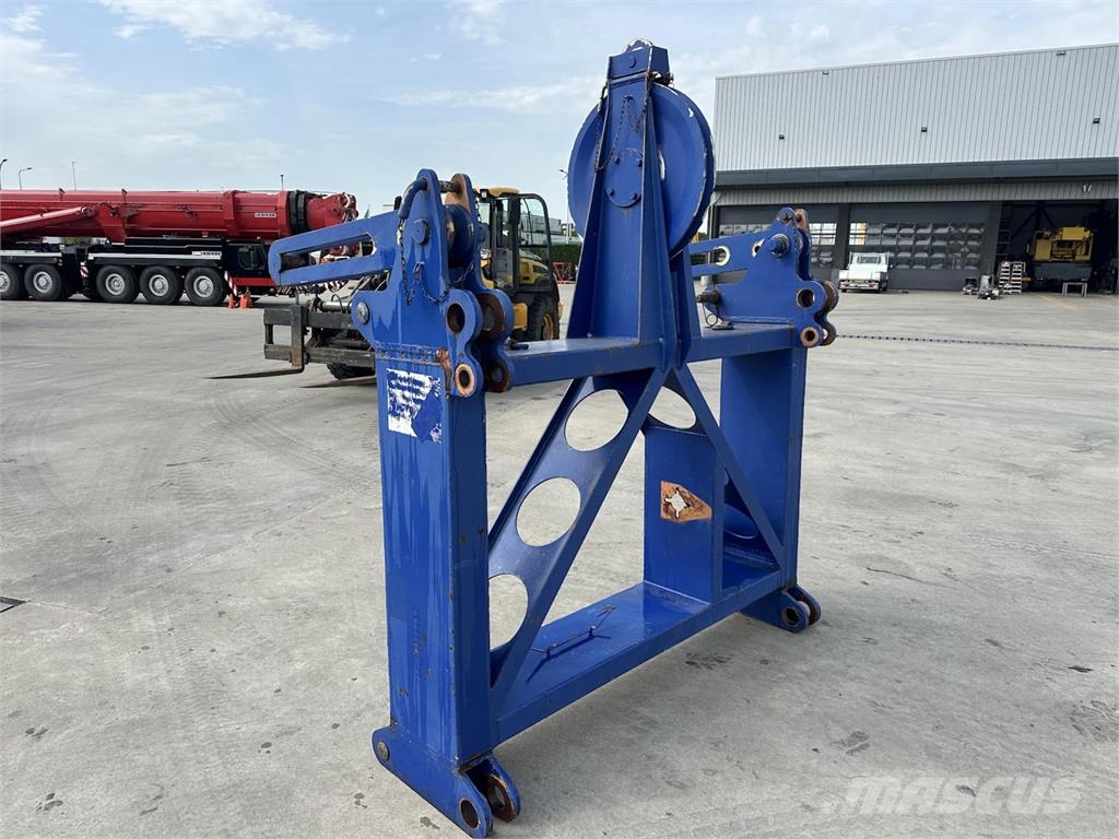 Liebherr LTM 1800 TF adaptor G2 Kran deler og utstyr