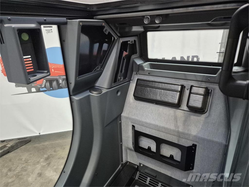 Liebherr LTM upper cab Cabina