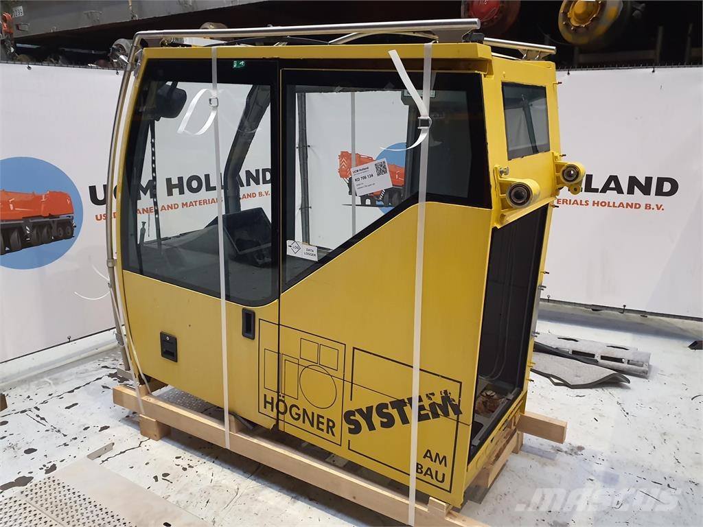 Liebherr LTM upper cab Cabins and interior