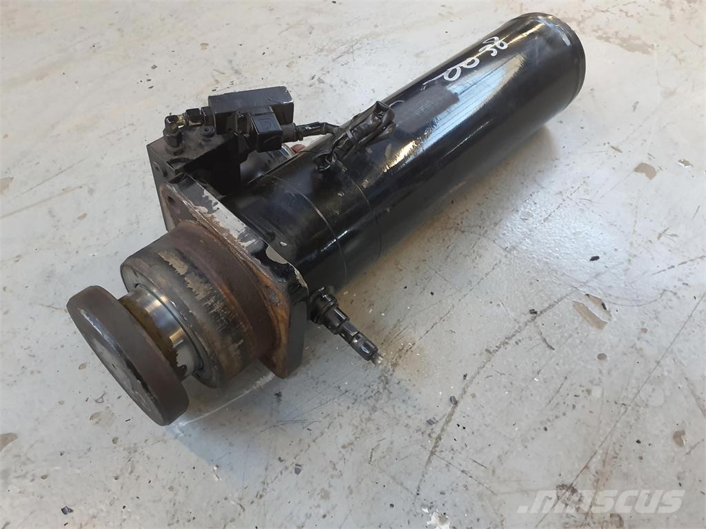 Liebherr LTM1080-1 ballast extension ram Части и оборудване за кранове