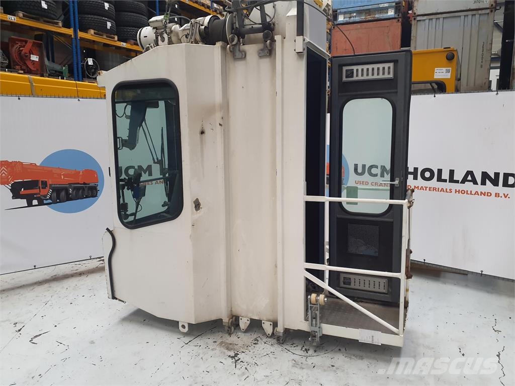 Liebherr MK 80 operators cabin كابينة والداخلية
