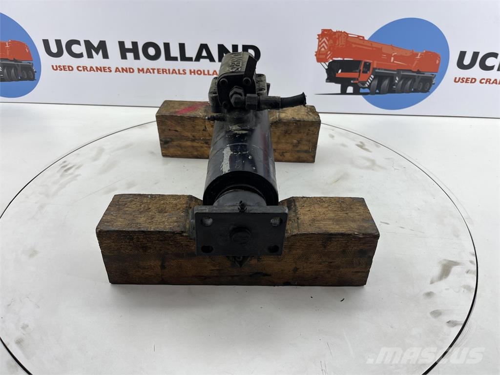 P&H S35 Cilinder Crane parts and equipment