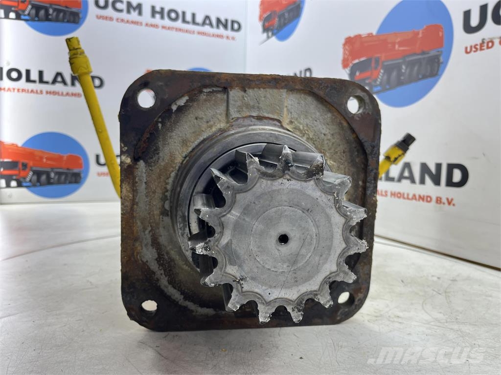 P&H S35 slewing gear Crane parts and equipment