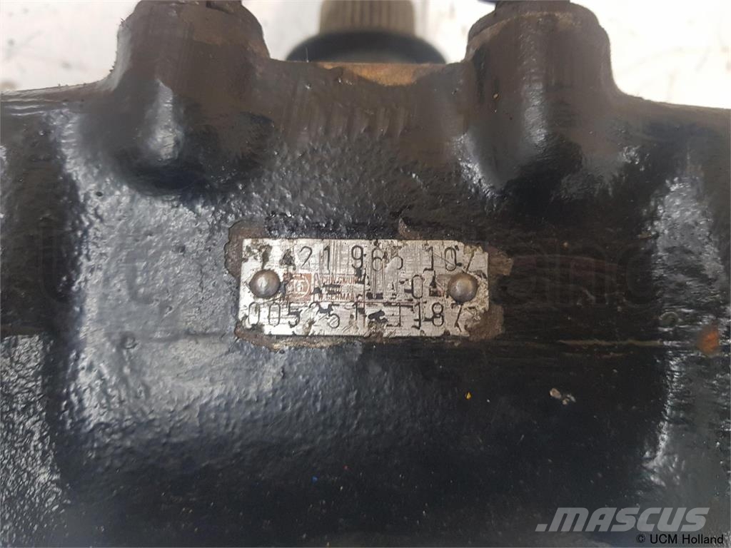 P&H S35 steering box Crane parts and equipment