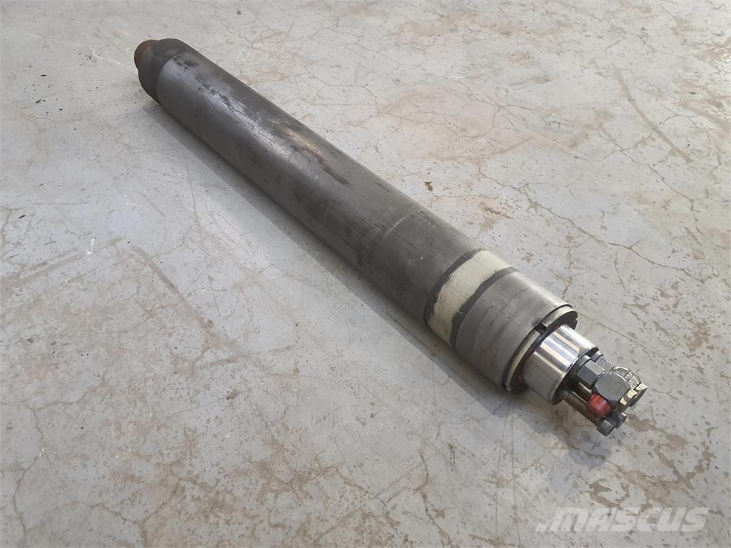 PPM 250 ATT outrigger cylinder Krandele og udstyr