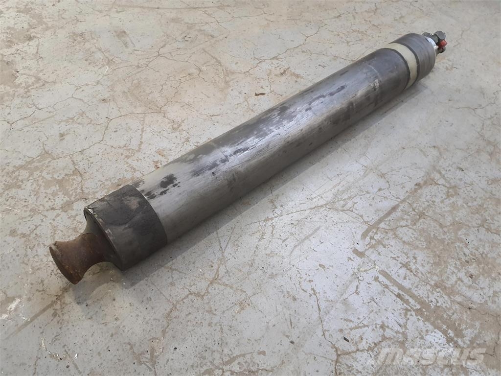 PPM 250 ATT outrigger cylinder Krandele og udstyr
