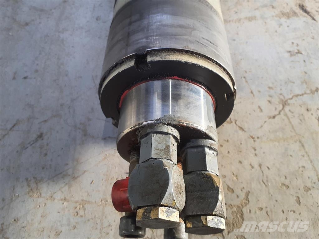 PPM 250 ATT outrigger cylinder Krandele og udstyr