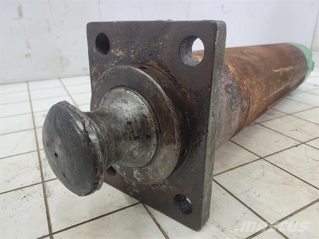 PPM 480 ATT outrigger cylinder Krandele og udstyr