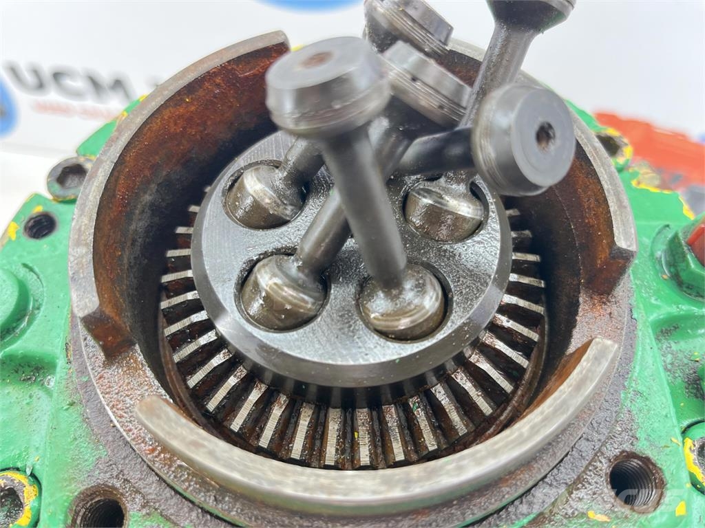 PPM 480 ATT slewing gear Oprema i dijelovi za kranove