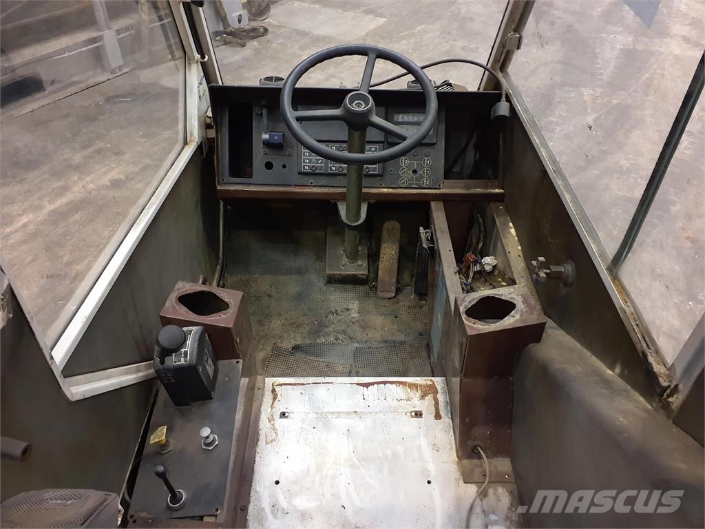 PPM 480 ATT upper cabine Cabins and interior
