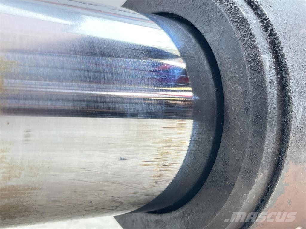 PPM ATT 400 suspension cylinder axle 2 Εξαρτήματα και εξοπλισμός για γερανούς