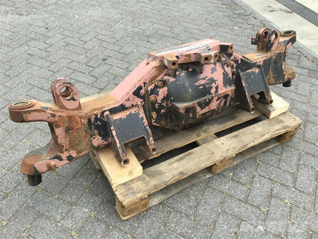 Spierings SK 345/365 axle 1 Axles