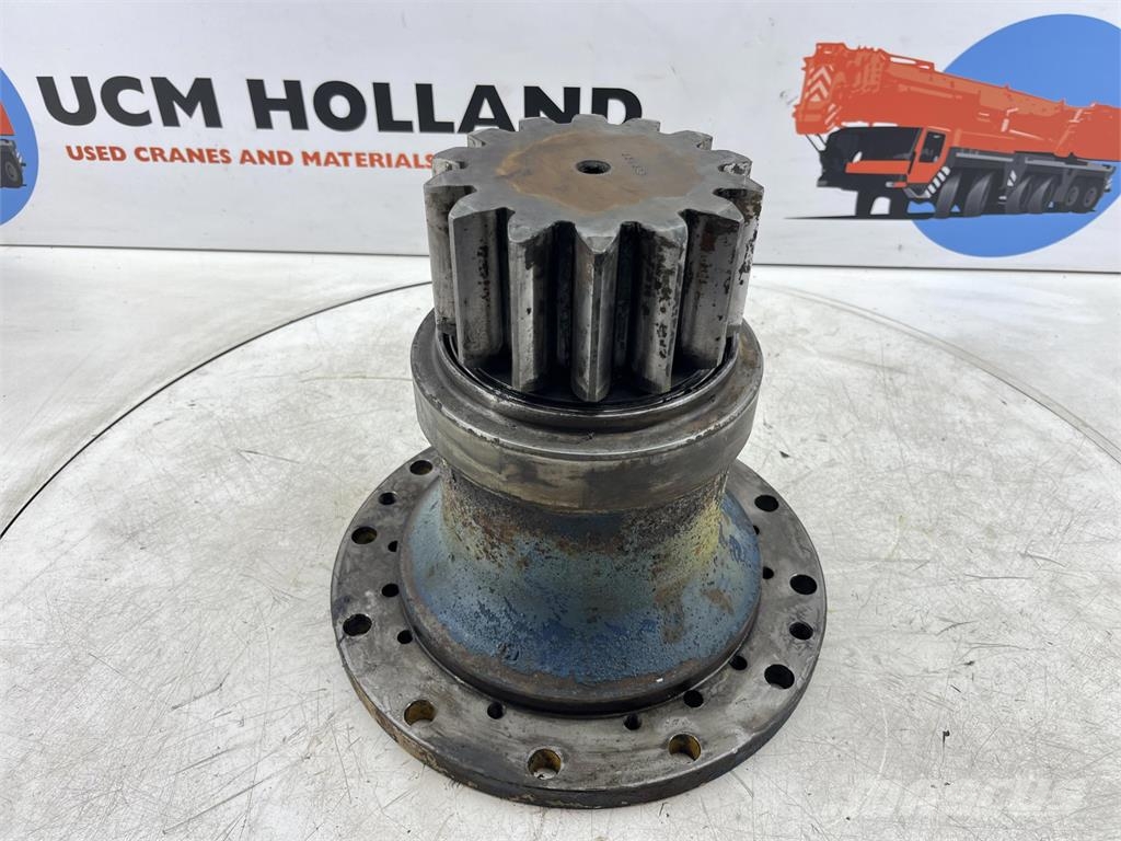 Spierings SK 477 slew gear parts Части и оборудване за кранове