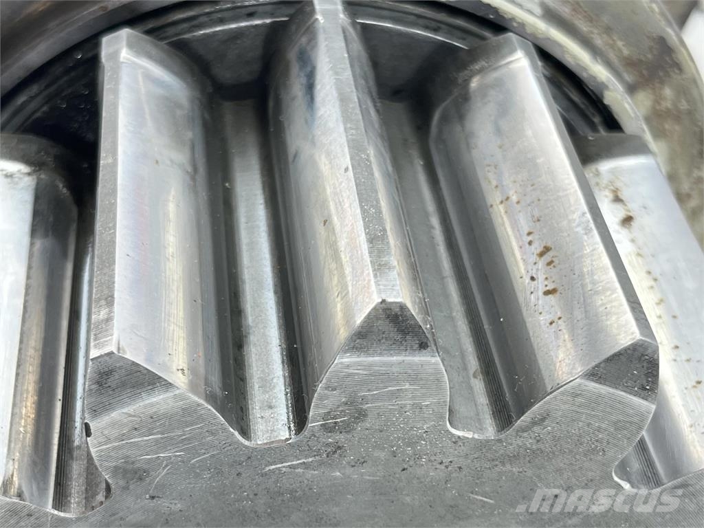Spierings SK 598 AT5 Slewing gear أجزاء ومعدات رافعات