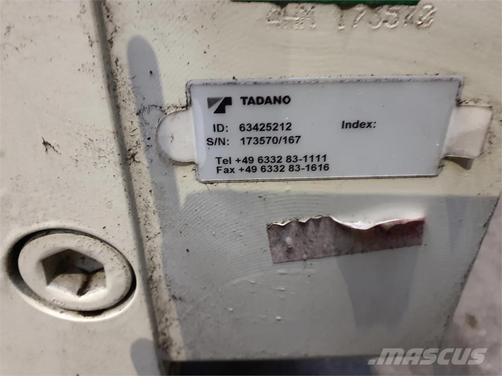 Tadano Faun Tadano AC 3.055-1/ AC 3.060-1 telescopic cylinder Kranų dalys ir įranga