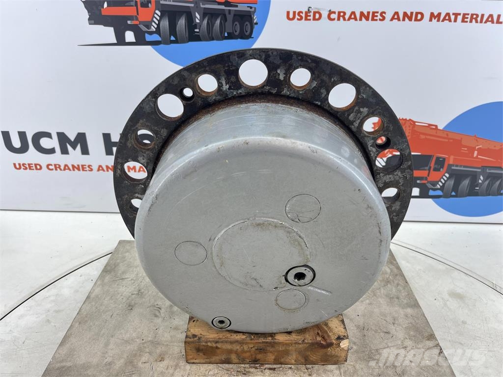 Terex Demag AC 100/4 planetary gear 22-25-74-40-3pl-H127-46 محور العجلة