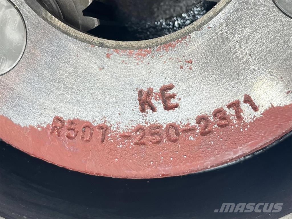 Terex Demag AC 100/4 planetary gear 22-25-74-40-3pl-H127-46 محور العجلة