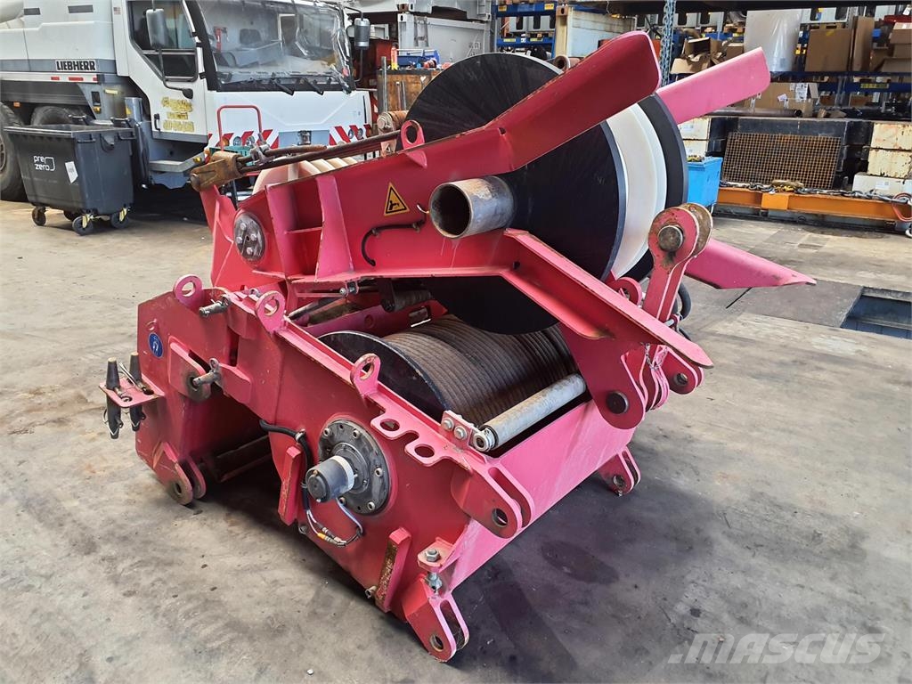 Terex Demag AC 350/6 luffing winch Части и оборудване за кранове
