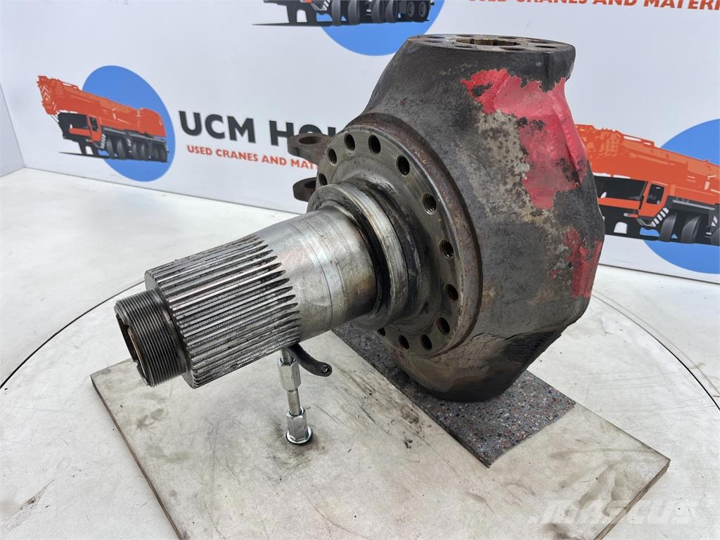 Terex Demag AC35 Steering knuckle 16 holes axle 2 right Axles