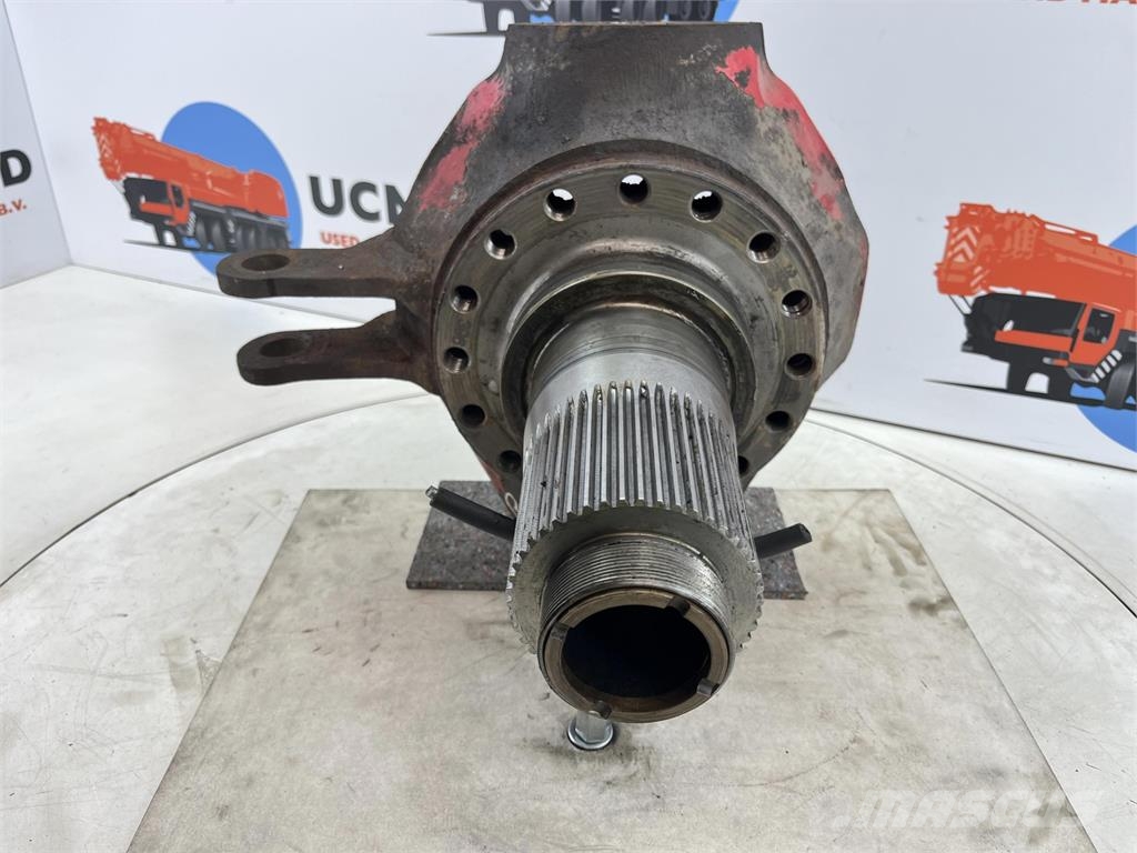 Terex Demag AC35 Steering knuckle 16 holes axle 2 right Axles