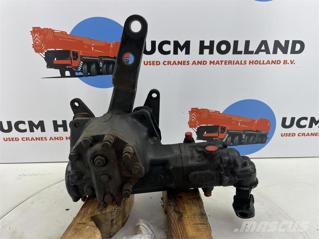 ZF Steering box 135bar Части и оборудване за кранове
