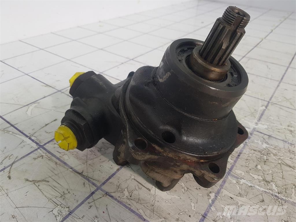ZF steering pump Delovi i oprema za kran