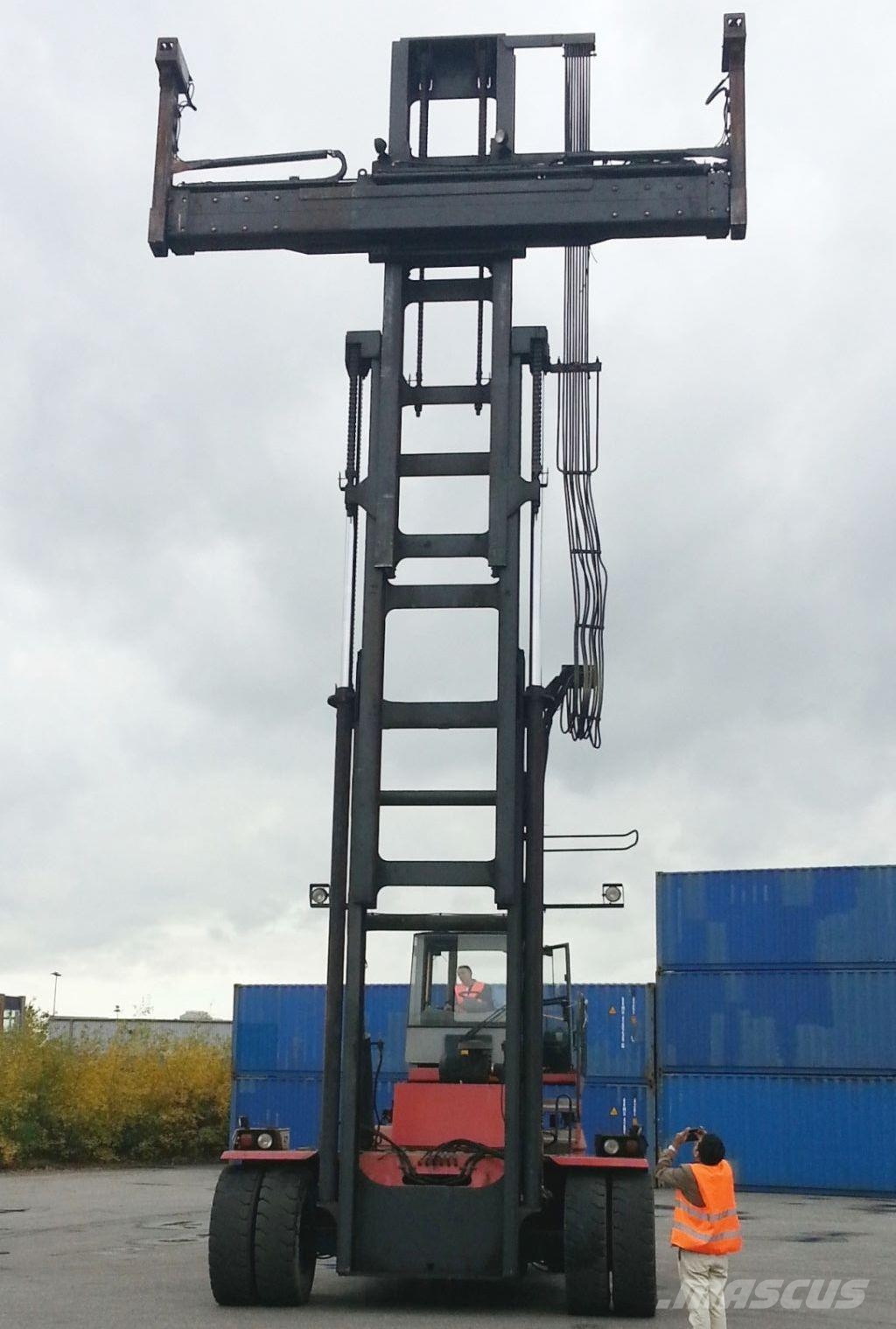 Kalmar DCE90-45E6 Wozy do składowania i transportu kontenerów