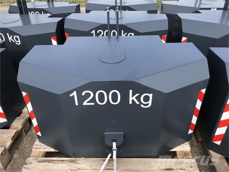  - - - 1200 kg vægtklods Contrapeso delantero