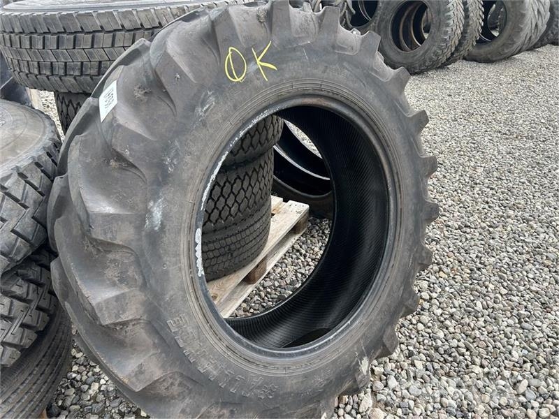 Alliance 380/85R30 Dekk, hjul og felger