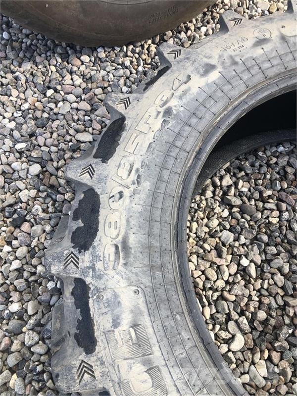 Alliance 380/85R34 Dekk, hjul og felger