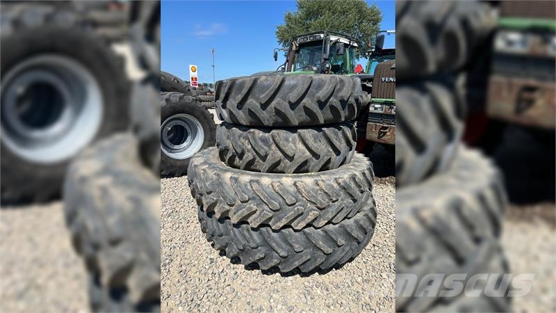 Alliance 380/90r46 + 380/85r30 - stilbare fælge 8+10 huls Dekk, hjul og felger