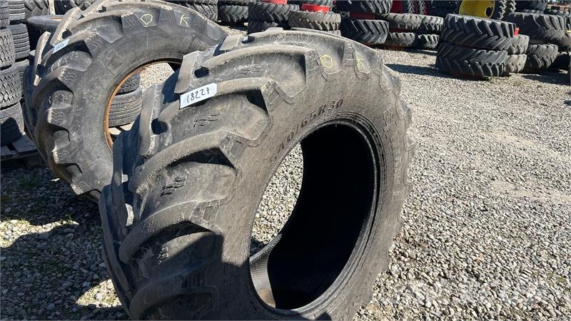 Alliance 540/65R30 Dekk, hjul og felger