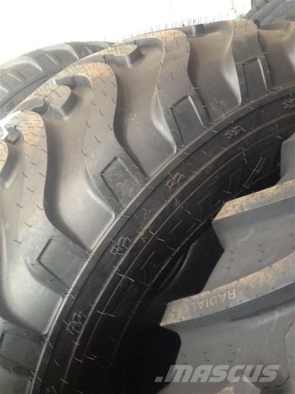 Alliance 800/50R34 Dekk, hjul og felger