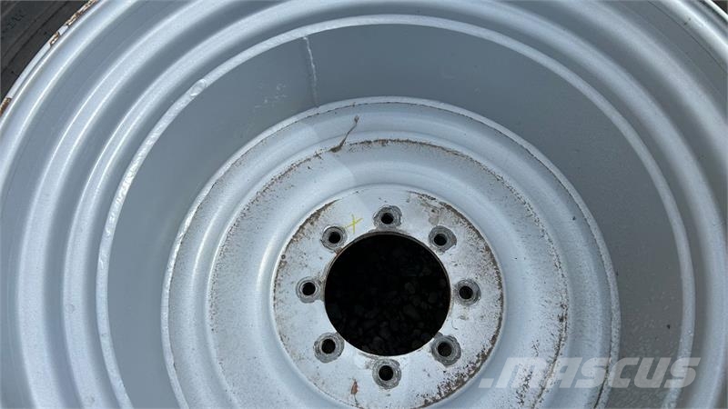 Alliance VF 380/85R34 - Dobbelthjul Grimme 260 8 huls Dekk, hjul og felger