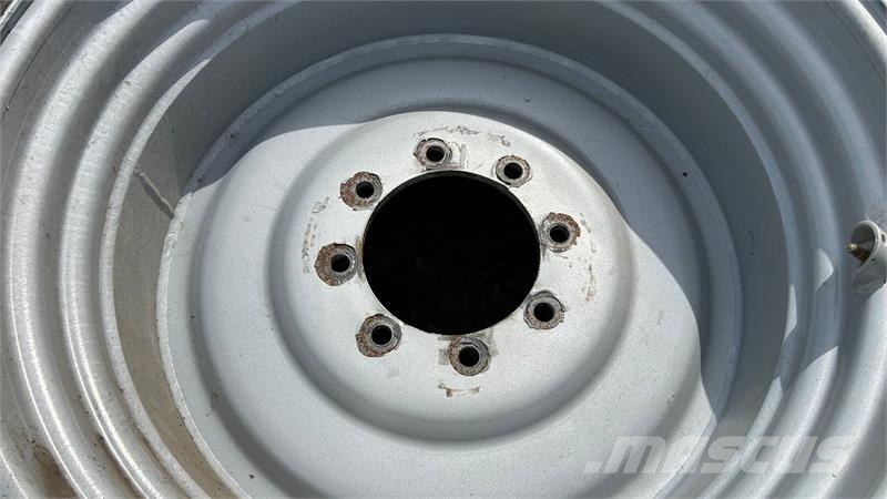 Alliance VF 380/85R34 - Dobbelthjul Grimme 260 8 huls Dekk, hjul og felger