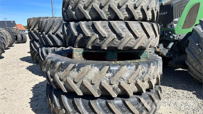 BKT 380/90R46 + 320/85R36 - 2.25m spor 轮胎、车轮、轮圈